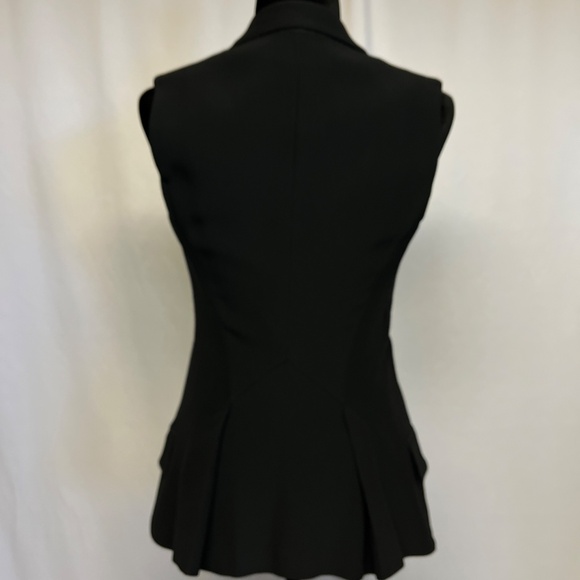 Gorgeous Alexander McQueen Vest - Picture 4 of 10